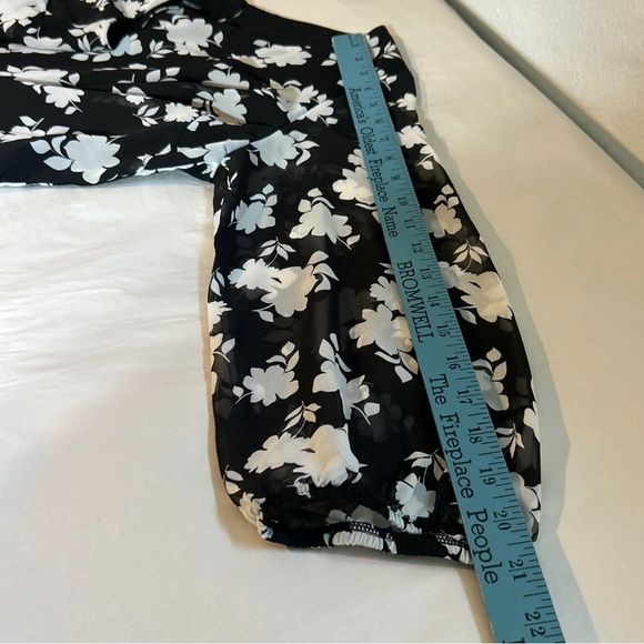 New Directions Floral Print Blouse Size Large - Picture 9 of 12